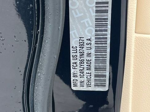 Used 2022 Jeep Grand Cherokee Limited 4xe w/ Luxury Tech Group II image 31