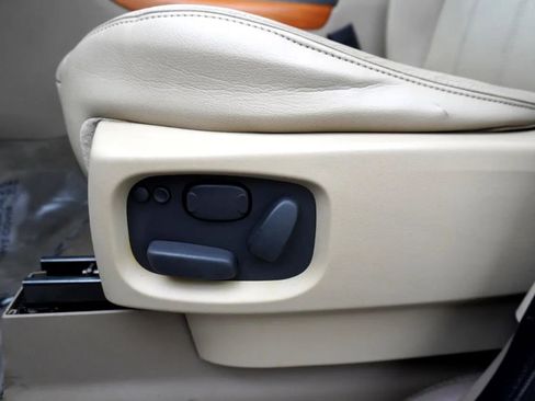 Used 2012 Land Rover Range Rover Sport HSE LUX AWD/4WD image 26