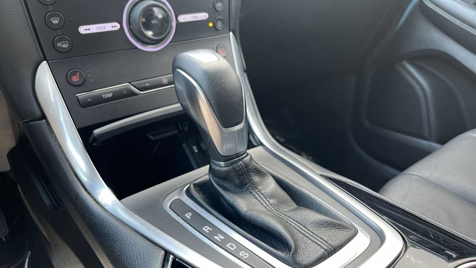 Used 2015 Ford Edge Titanium AWD/4WD image 42