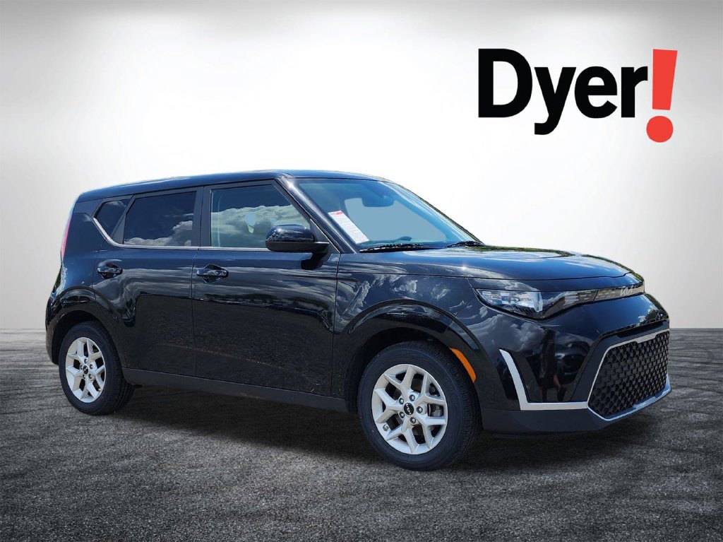 Certified 2024 Kia Soul LX w/ Option Group 015 FWD image 2