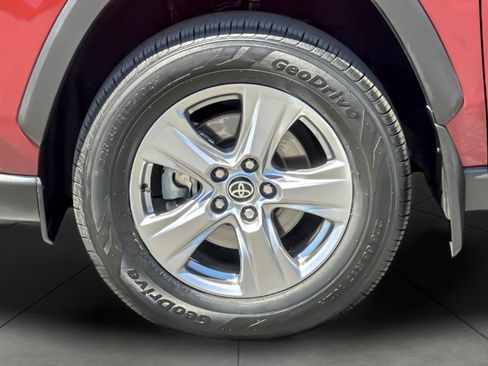 Certified 2023 Toyota RAV4 XLE FWD image 25