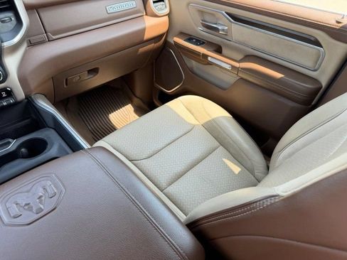 Used 2021 RAM 1500 Laramie AWD/4WD image 15