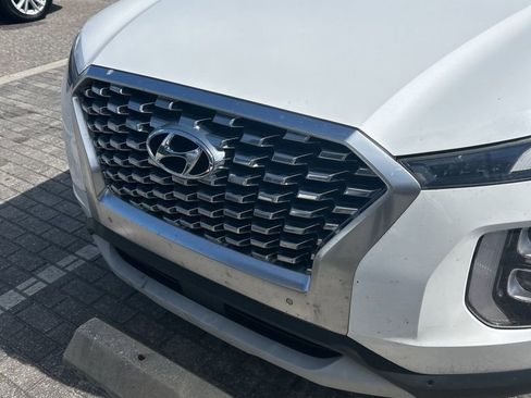 Used 2020 Hyundai Palisade SEL w/ Convenience Package image 2