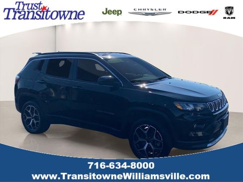 Certified 2025 Jeep Compass Limited AWD/4WD image 1