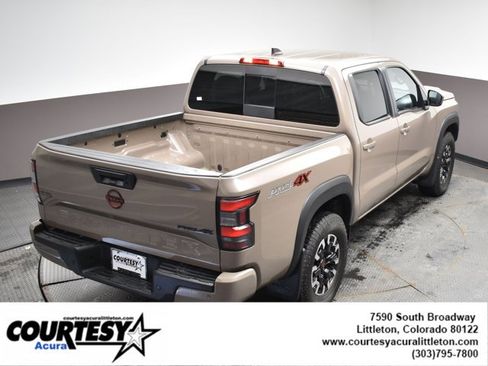 Used 2024 Nissan Frontier PRO-4X w/ Technology Package image 37