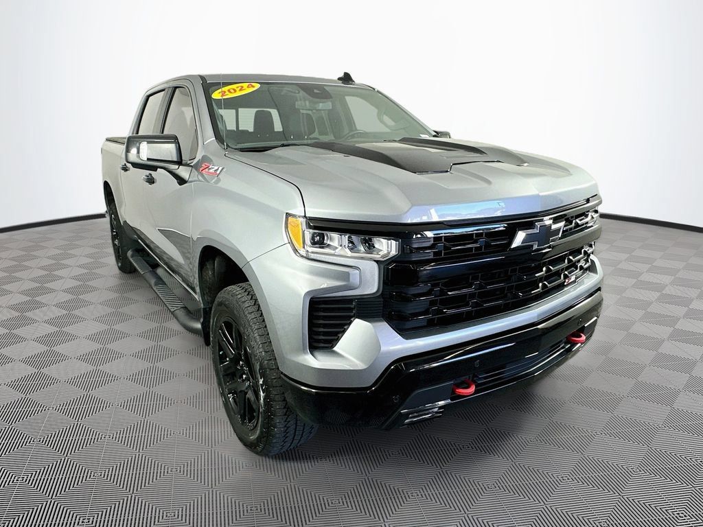 Used 2024 Chevrolet Silverado 1500 LT Trail Boss AWD/4WD image 3
