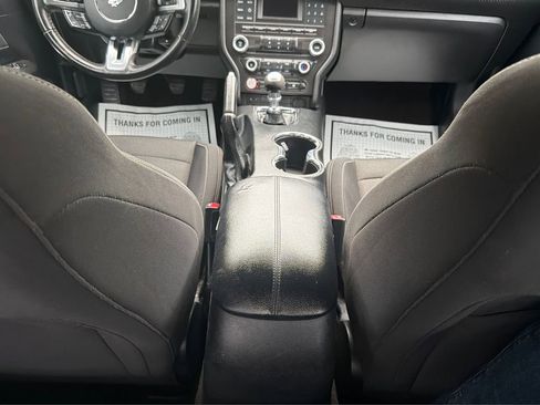Used 2016 Ford Mustang Coupe RWD image 18