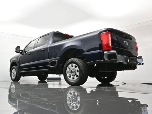 Certified 2024 Ford F250 XLT w/ FX4 Off-Road Package image 41