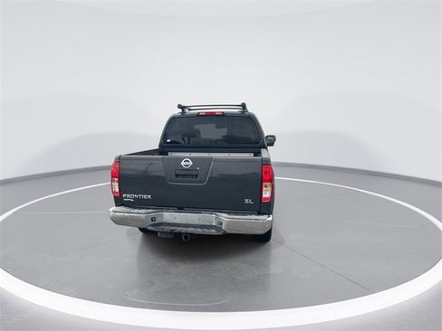 Used 2012 Nissan Frontier SL image 6