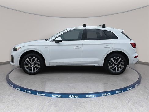 Certified 2025 Audi Q5 2.0T Premium Plus w/ Premium Plus Package image 6