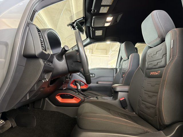 Used 2024 Nissan Frontier Pro-X w/ Pro Convenience Package RWD image 7