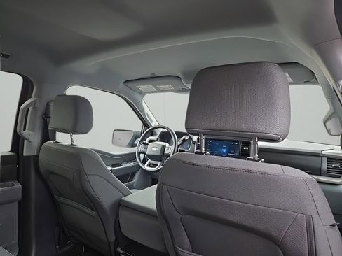 Used 2025 Ford F150 XLT w/ Equipment Group 301A Standard image 17