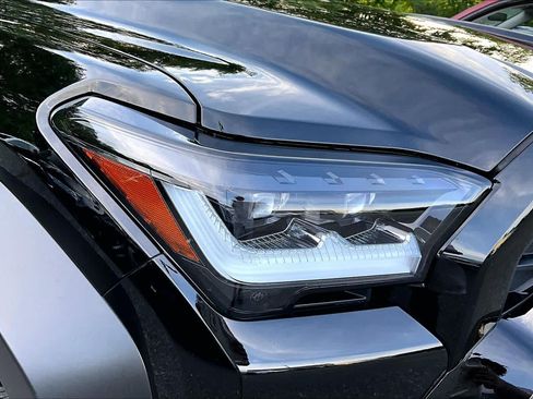 Certified 2025 Toyota 4Runner Trailhunter AWD/4WD image 25