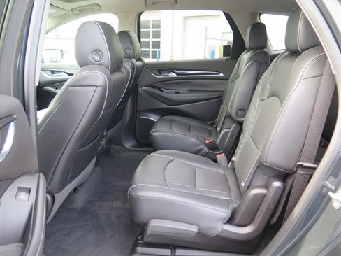 Used 2019 Buick Enclave Avenir w/ Avenir Technology Package image 16