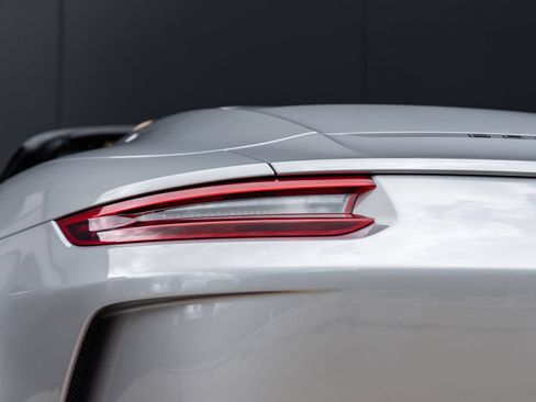 Used 2019 Porsche 911 Speedster RWD image 18