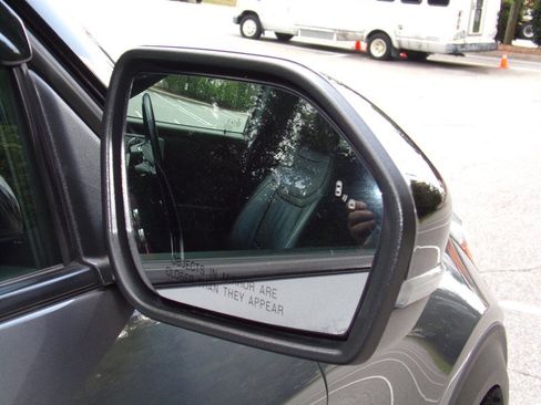 Used 2021 Ford Explorer Platinum w/ Equipment Group 601A AWD/4WD image 15