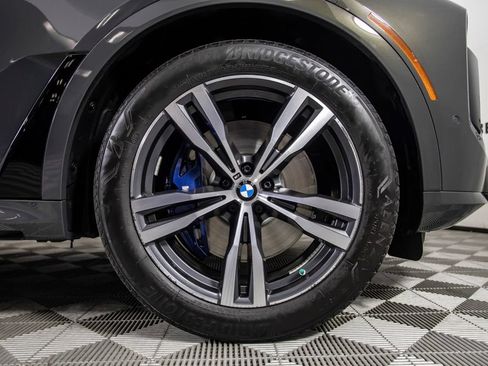 Used 2023 BMW X7 xDrive40i w/ M Sport Package AWD/4WD image 19