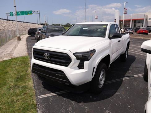 New 2026 Toyota Tacoma SR RWD image 4