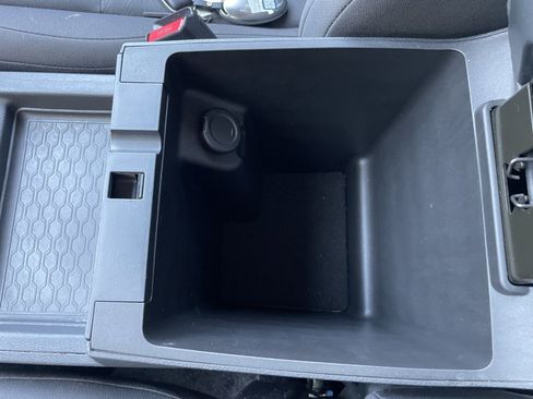 Used 2022 Nissan Frontier S w/ Technology Package image 52