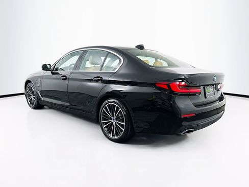 Used 2023 BMW 530e w/ Convenience Package image 5