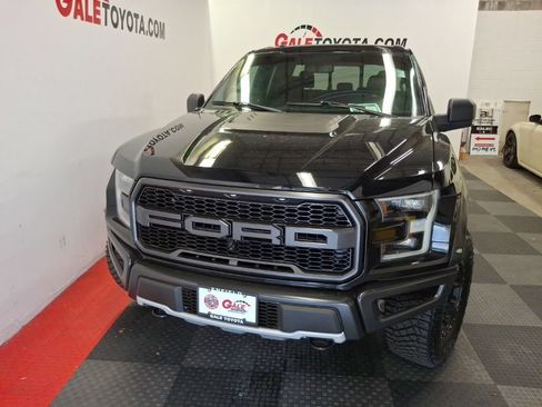 Used 2018 Ford F150 Raptor w/ Equipment Group 801A Mid AWD/4WD image 3