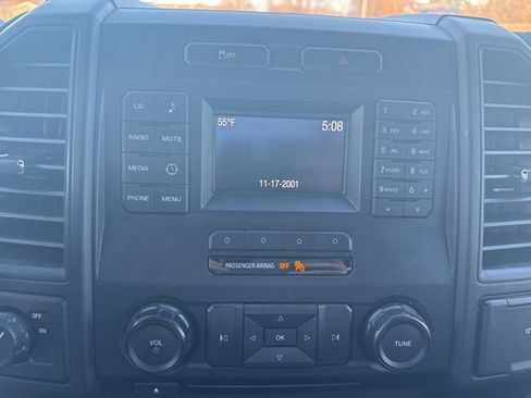 Used 2017 Ford F150 XL w/ Equipment Group 101A Mid image 10