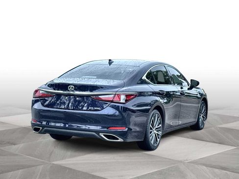 Used 2025 Lexus ES 350 w/ Premium Package FWD image 8