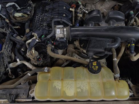 Used 2019 Ford F150 XL w/ Equipment Group 101A Mid AWD/4WD image 30