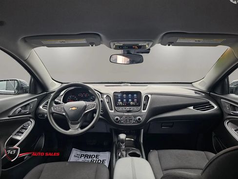 Used 2025 Chevrolet Malibu LT FWD image 15