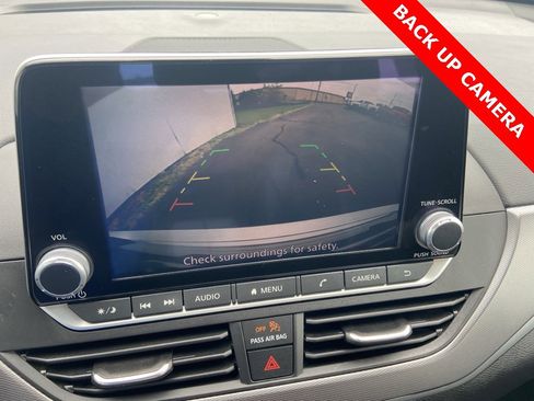 Used 2023 Nissan Altima 2.5 SR image 5