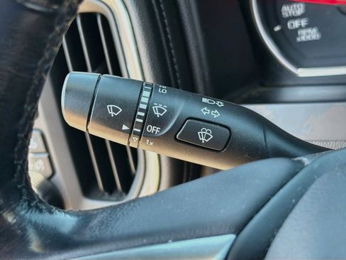 Used 2020 Chevrolet Silverado 1500 LTZ AWD/4WD image 23