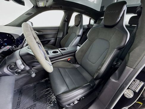 Certified 2022 Porsche Taycan Turbo S image 5