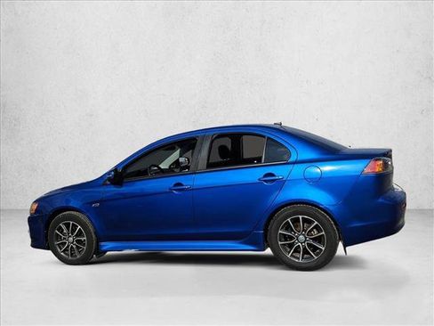 Used 2017 Mitsubishi Lancer ES image 7