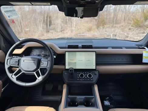 New 2026 Land Rover Defender 110 X-Dynamic SE AWD/4WD image 21