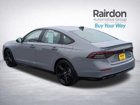 Used 2025 Honda Accord Sport image 5