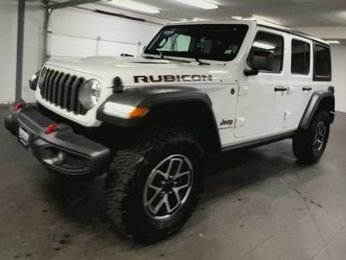 Used 2026 Jeep Wrangler Unlimited Rubicon AWD/4WD image 4