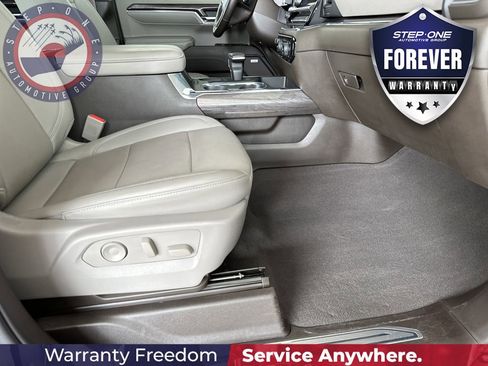 Used 2024 Chevrolet Silverado 1500 LTZ w/ Technology Package AWD/4WD image 38