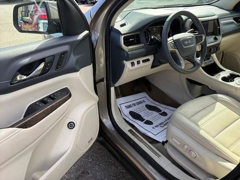 Certified 2023 GMC Acadia Denali w/ Denali Technology Package image 11