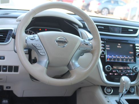 Used 2018 Nissan Murano Platinum w/ Cargo Package image 18