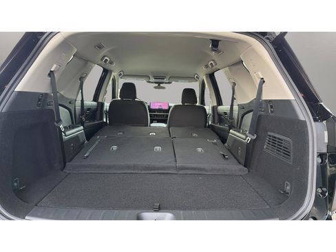 New 2026 Nissan Pathfinder SV AWD/4WD image 18