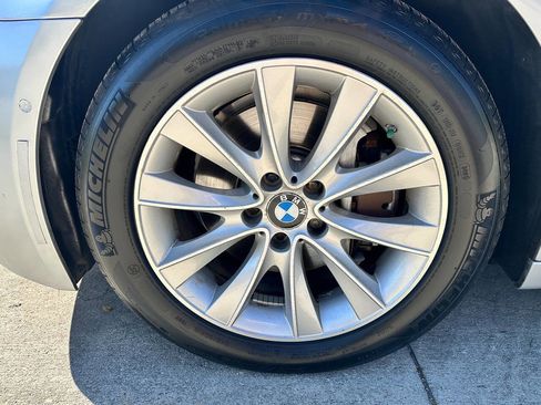 Used 2013 BMW 740Li image 22