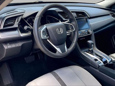 Used 2018 Honda Civic EX image 16