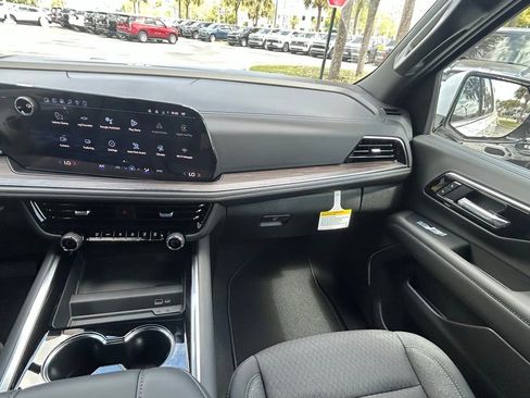 New 2026 Chevrolet Tahoe LS w/ LS Custom Edition AWD/4WD image 17