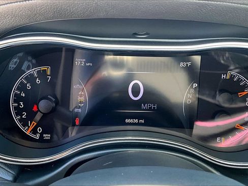 Used 2020 Jeep Grand Cherokee High Altitude RWD image 26