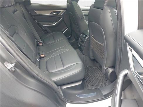 New 2026 Jaguar F-PACE R-Dynamic S image 7