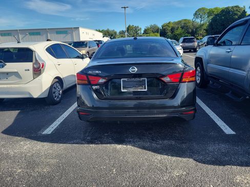 Used 2020 Nissan Altima 2.5 S w/ Driver Assist Package FWD image 10