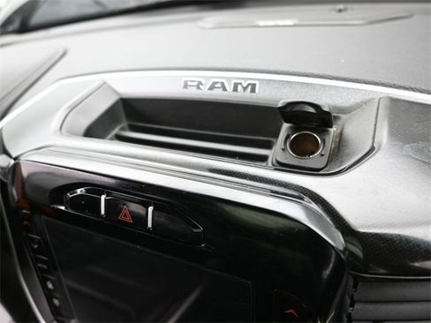 Used 2019 RAM 1500 Laramie image 30