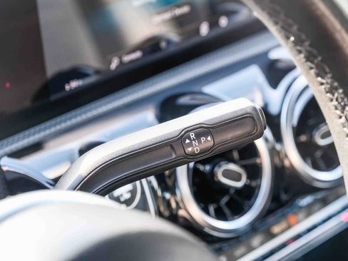 Used 2020 Mercedes-Benz CLA 250 image 23