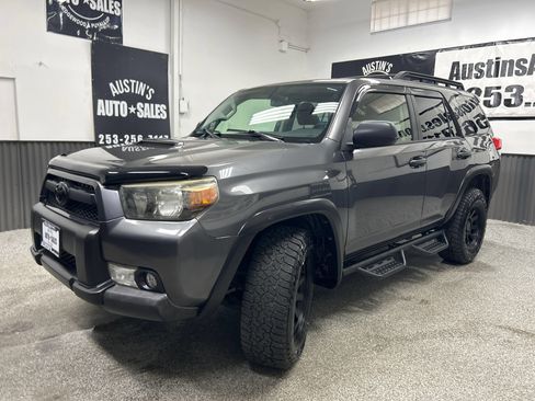 Used 2012 Toyota 4Runner Trail AWD/4WD image 3