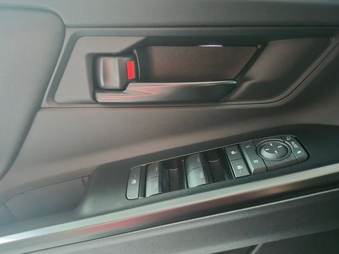 New 2026 Toyota bZ Woodland AWD/4WD image 15